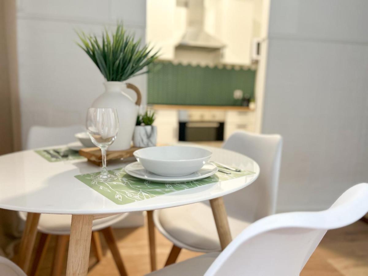 Apartamento Plaza Castilleja de la Cuesta Exterior foto